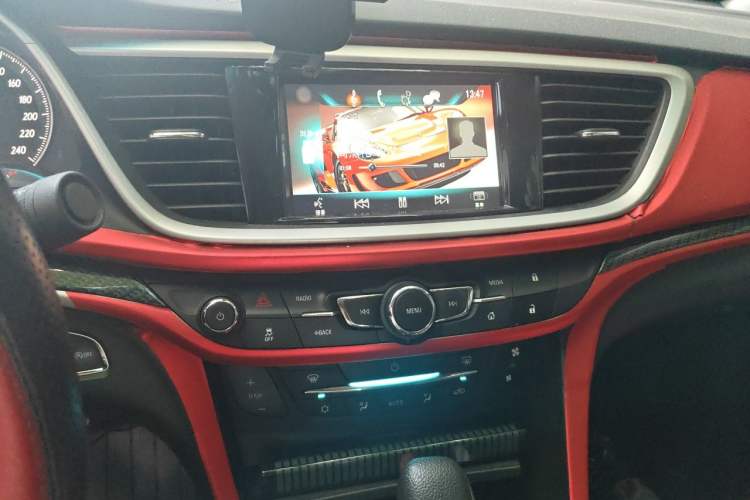 Used Buick GT 2016 15N Automatic Luxury Edition Audio And AC Panel