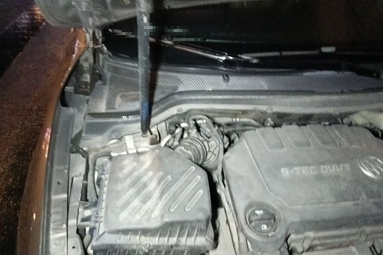 Used Buick GT 2016 15N Automatic Elite Edition Engine Bay Right