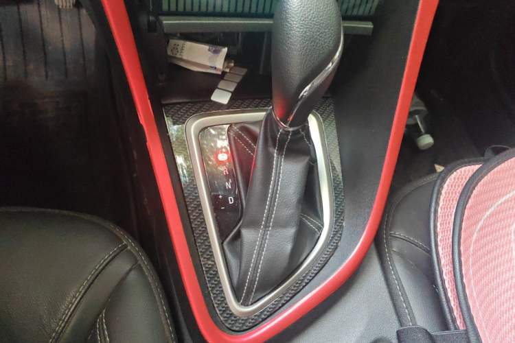 Used Buick GT 2016 15N Automatic Luxury Edition Gear Lever