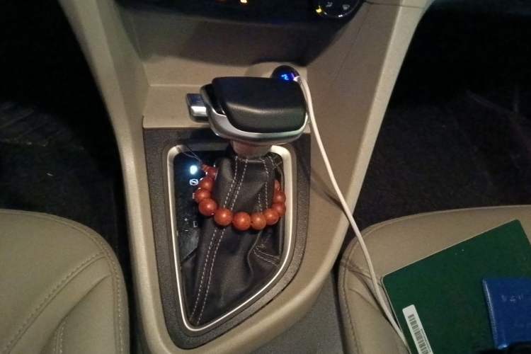 Used Buick GT 2016 15N Automatic Elite Edition Gear Lever