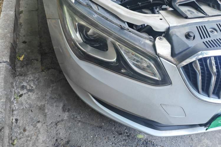 Used Buick GT 2016 15N Automatic Luxury Edition Right Front Headlight