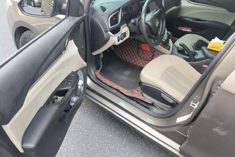 Used Buick GT 2016 15N Manual Entry-Level Trim Driver Seat