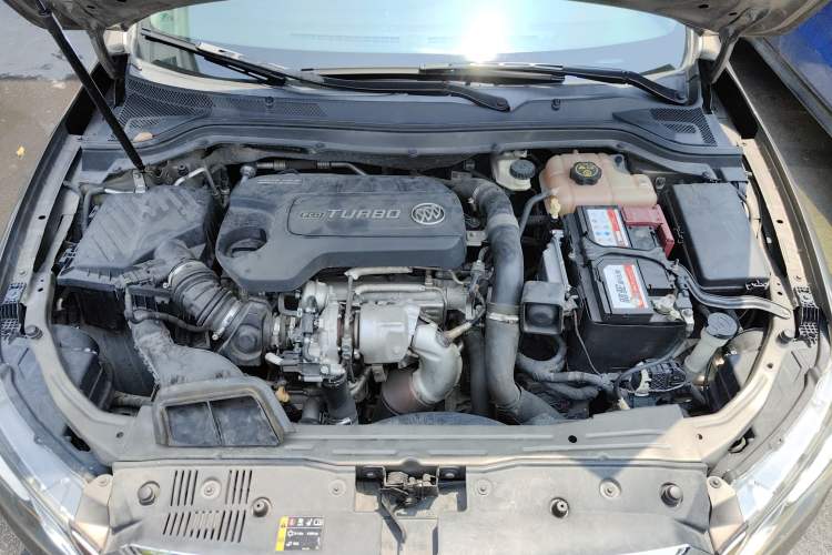 Used Buick GT 2016 18T Dual-Clutch Elite Model Engine Bay