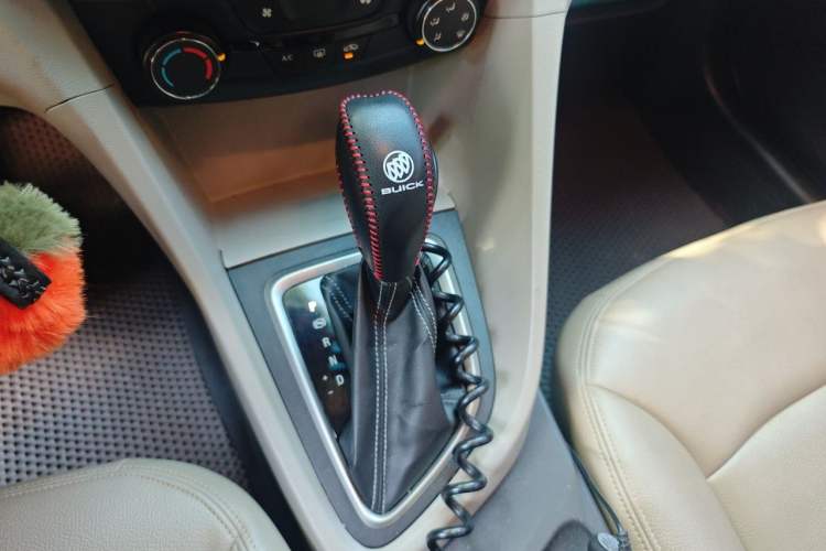 Used Buick GT 2016 15N Automatic Entry-Level Trim Gear Lever