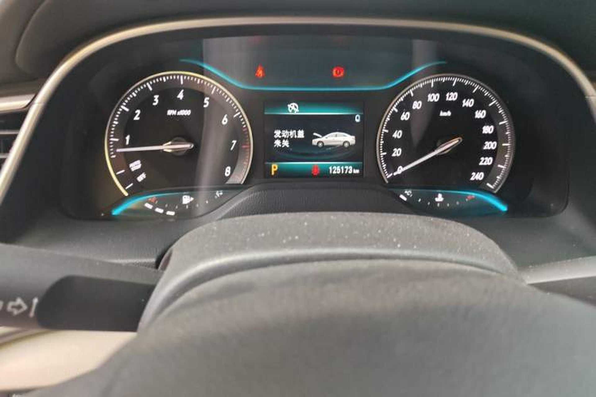 Used Buick GT 2016 15N Automatic Elite Edition Odometer Close Up