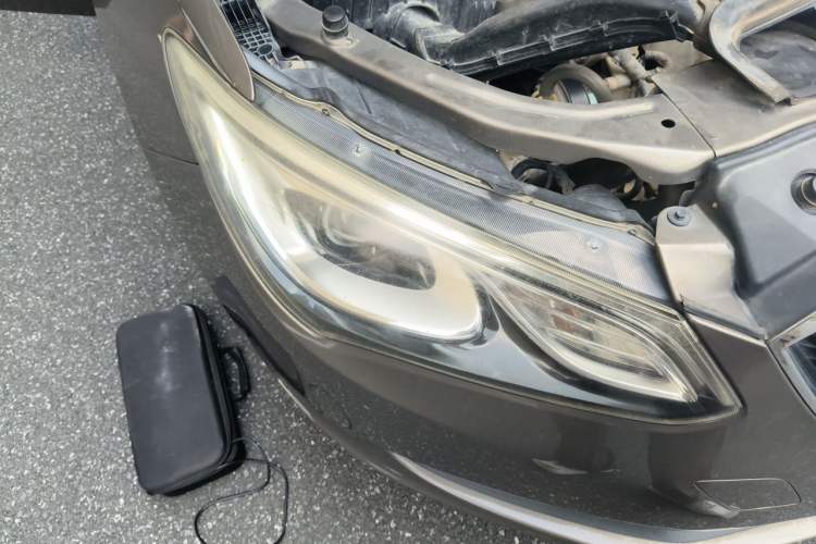 Used Buick GT 2016 15N Manual Entry-Level Trim Right Front Headlight