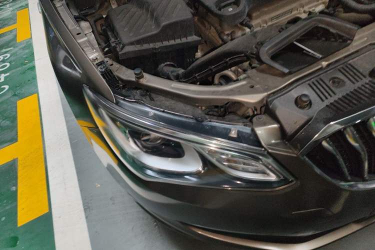 Used Buick GT 2016 15N Manual Elite Edition Right Front Headlight
