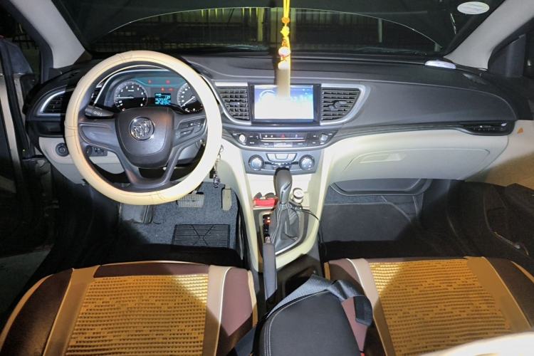 Used Buick GT 2016 15N Automatic Entry-Level Trim Center Console