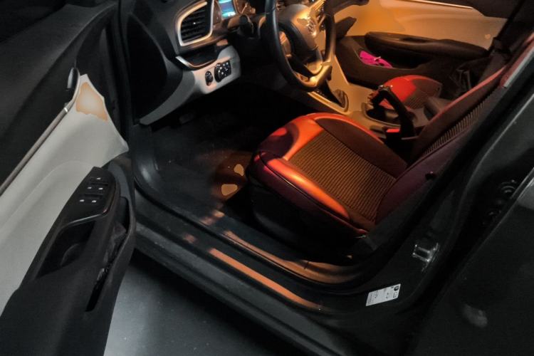 Used Buick GT 2016 15N Automatic Elite Edition Driver Seat