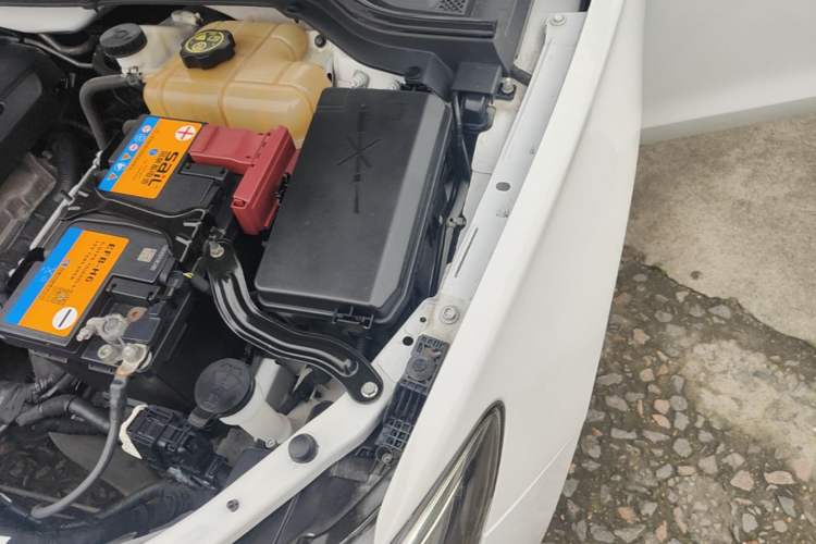Used Buick GT 2016 15N Automatic Entry-Level Trim Engine Bay Left