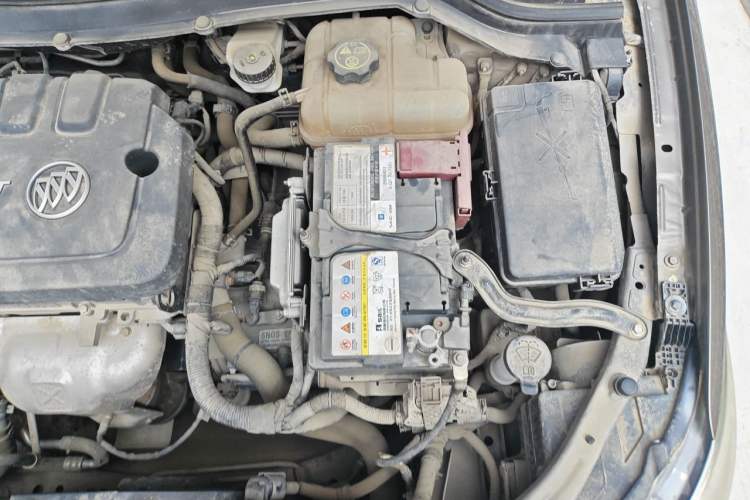 Used Buick GT 2016 15N Automatic Elite Edition Engine Bay Left