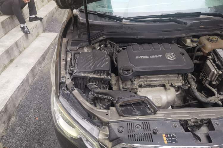 Used Buick GT 2016 15N Automatic Entry-Level Trim Engine Bay Right