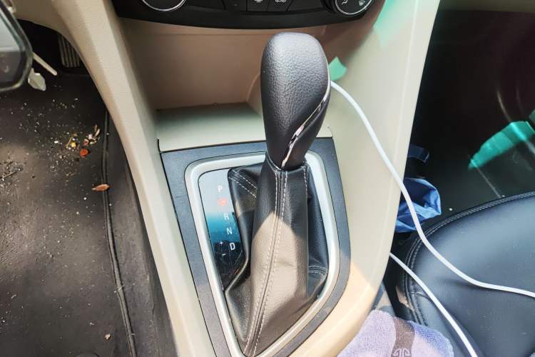 Used Buick GT 2016 15N Automatic Elite Edition Gear Lever