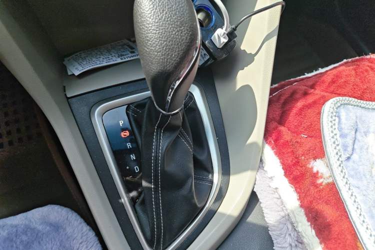 Used Buick GT 2016 15N Automatic Elite Edition Gear Lever