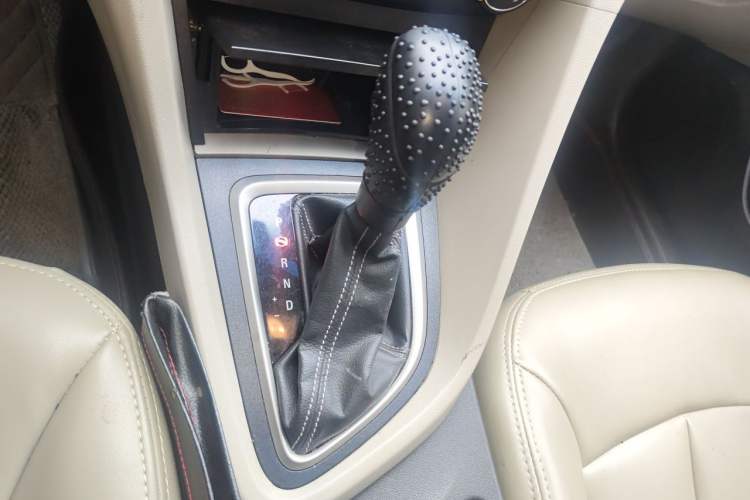 Used Buick GT 2016 15N Automatic Entry-Level Trim Gear Lever