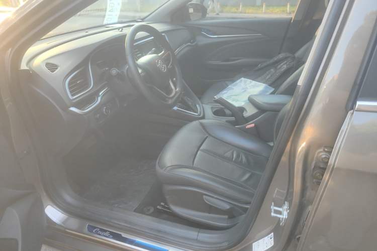 Used Buick GT 2016 15N Automatic Luxury Edition Left Front Seat