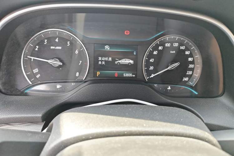 Used Buick GT 2016 15N Automatic Elite Edition Odometer Close Up