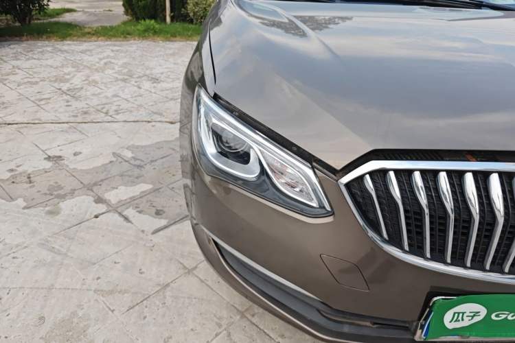 Used Buick GT 2016 15N Manual Elite Edition Right Front Headlight