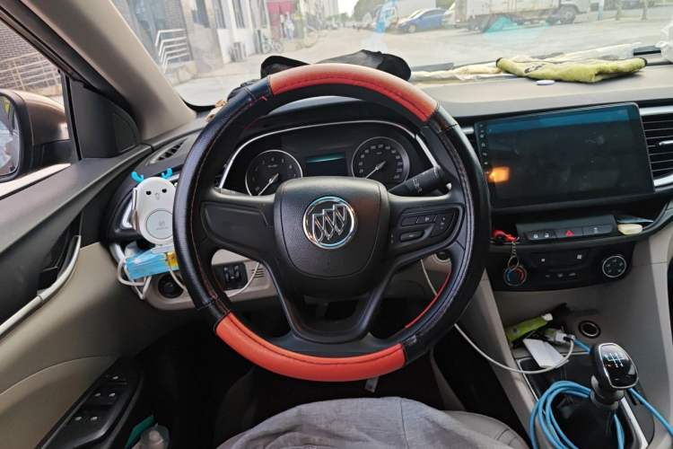Used Buick GT 2016 15N Manual Elite Edition Steering Wheel