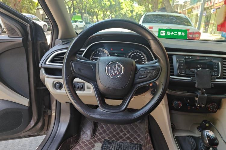 Used Buick GT 2016 15N Manual Elite Edition Steering Wheel