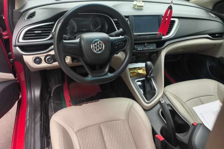 Used Buick GT 2016 15N Automatic Elite Edition Center Console