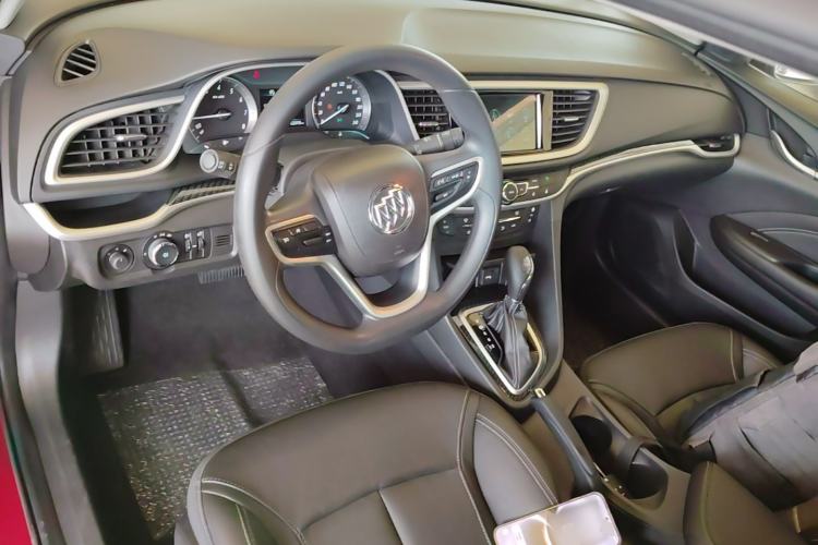 Used Buick GT 2016 18T Dual-Clutch Luxury Model Center Console