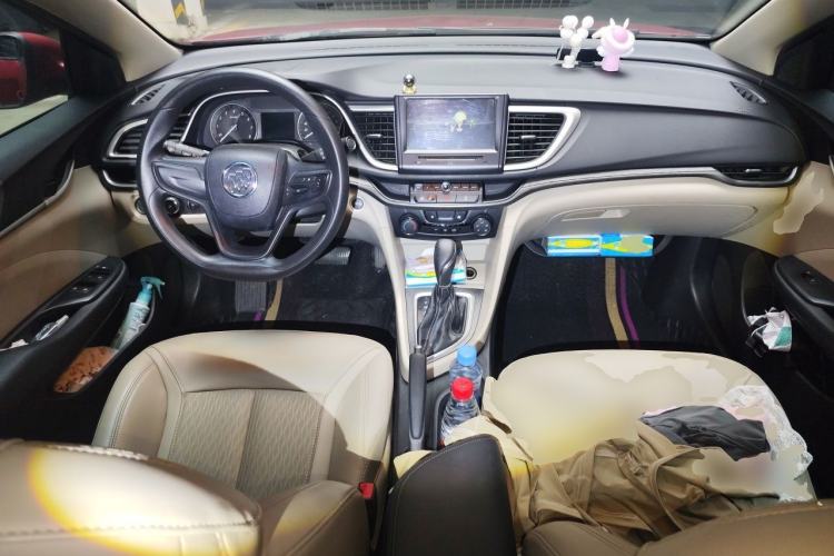 Used Buick GT 2016 15N Automatic Elite Edition Center Console