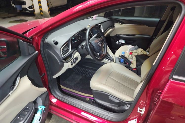 Used Buick GT 2016 15N Automatic Elite Edition Driver Seat