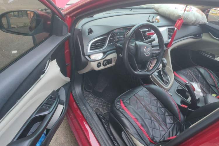 Used Buick GT 2016 15N Automatic Elite Edition Driver Seat