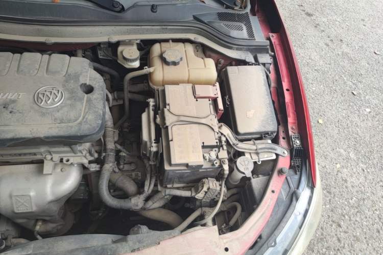 Used Buick GT 2016 15N Automatic Elite Edition Engine Bay Left