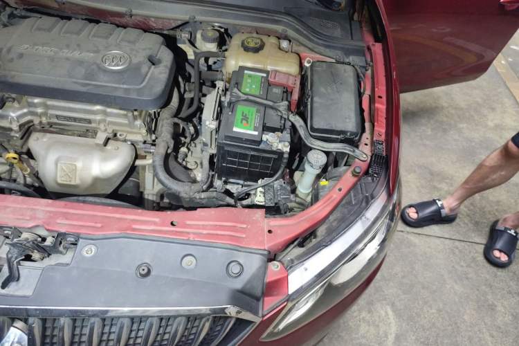 Used Buick GT 2016 15N Automatic Elite Edition Engine Bay Left