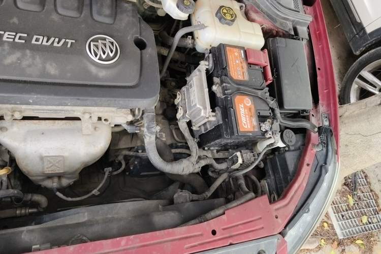Used Buick GT 2016 15N Automatic Elite Edition Engine Bay Left