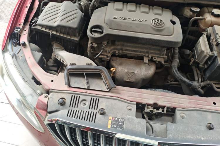 Used Buick GT 2016 15N Automatic Entry-Level Trim Engine Bay Right