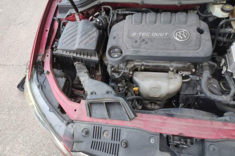 Used Buick GT 2016 15N Automatic Elite Edition Engine Bay Right
