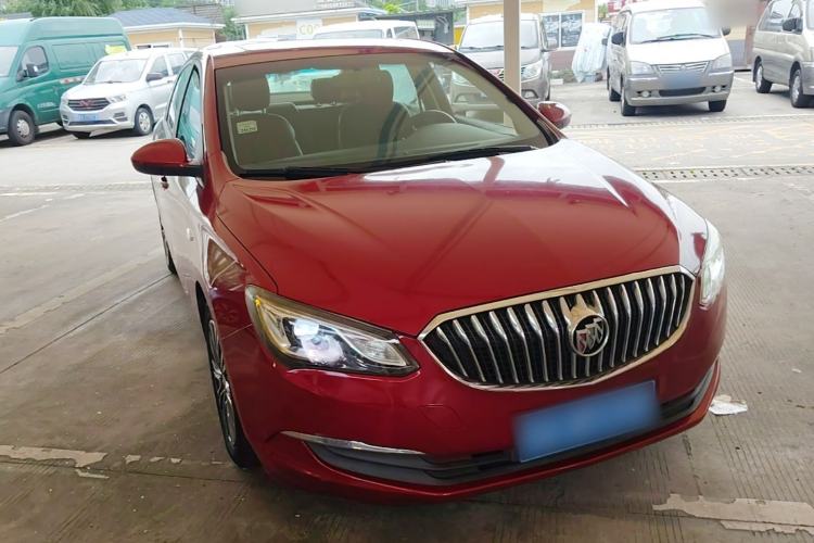 Used Buick GT 2016 18T Dual-Clutch Luxury Model Front Right 45 Deg