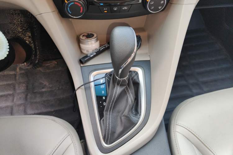 Used Buick GT 2016 15N Automatic Elite Edition Gear Lever