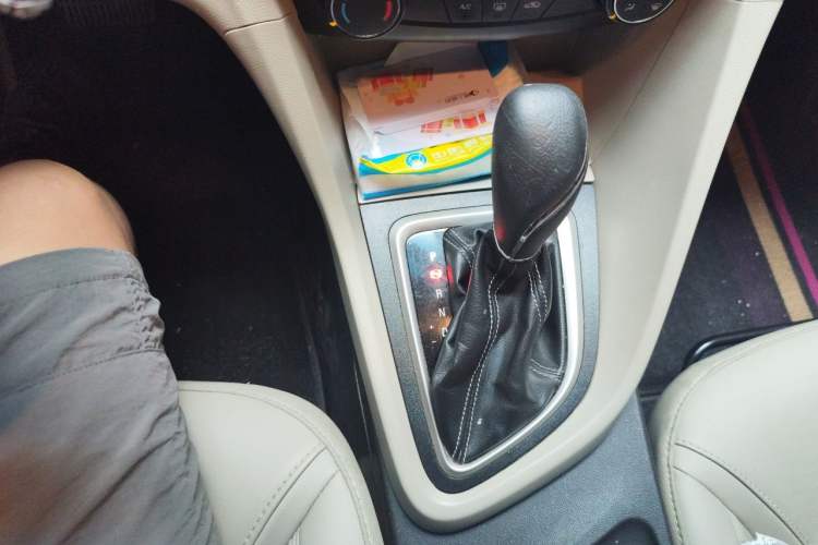 Used Buick GT 2016 15N Automatic Elite Edition Gear Lever