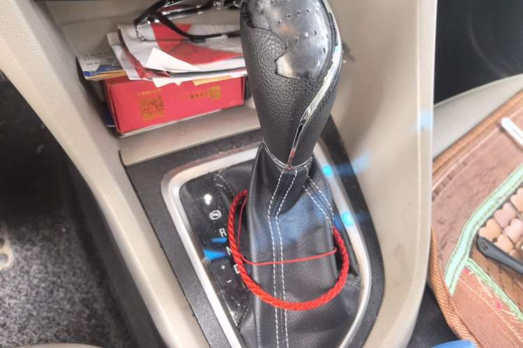 Used Buick GT 2016 15N Automatic Elite Edition Gear Lever