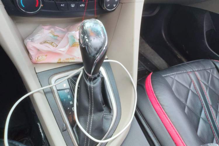 Used Buick GT 2016 15N Automatic Elite Edition Gear Lever