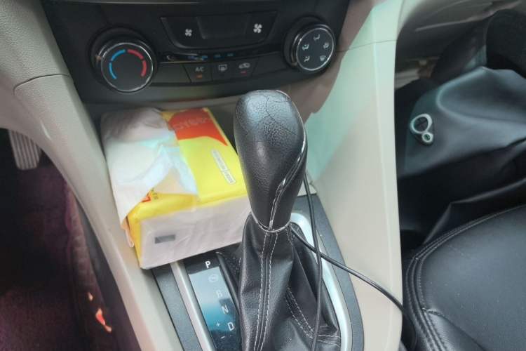 Used Buick GT 2016 15N Automatic Entry-Level Trim Gear Lever
