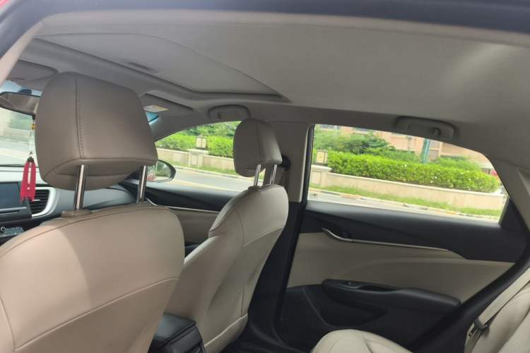 Used Buick GT 2016 15N Automatic Elite Edition Headliner