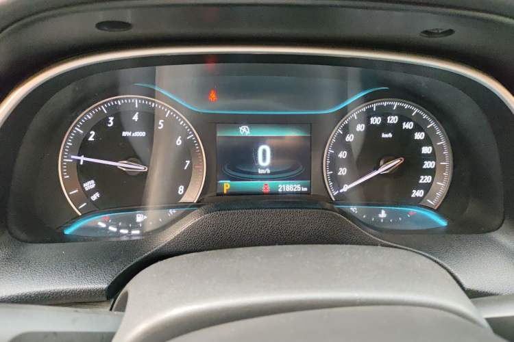 Used Buick GT 2016 15N Automatic Elite Edition Instrument Cluster