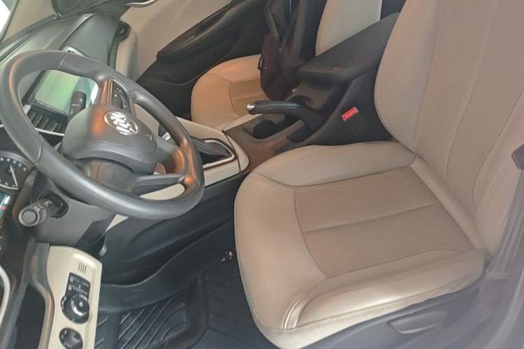 Used Buick GT 2016 15N Automatic Elite Edition Left Front Seat