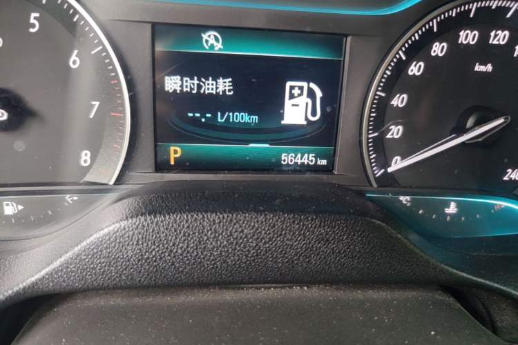Used Buick GT 2016 15N Automatic Elite Edition Odometer Close Up