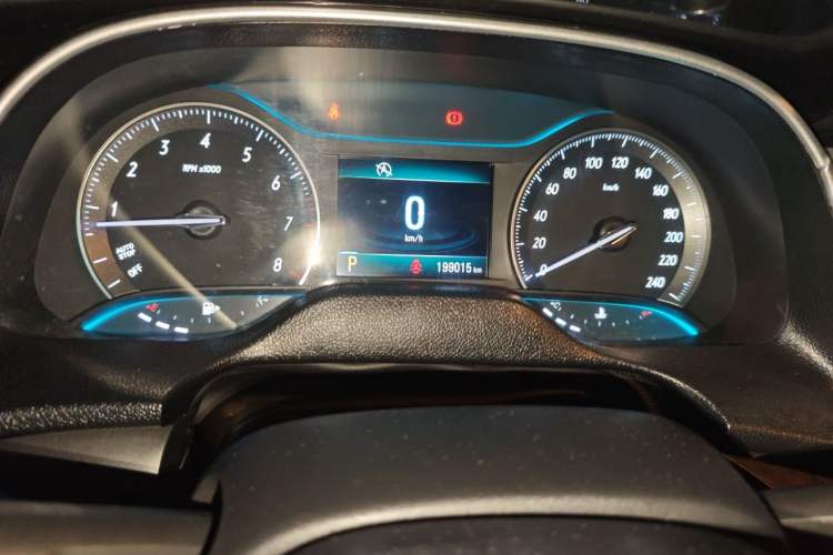 Used Buick GT 2016 15N Automatic Elite Edition Odometer Close Up