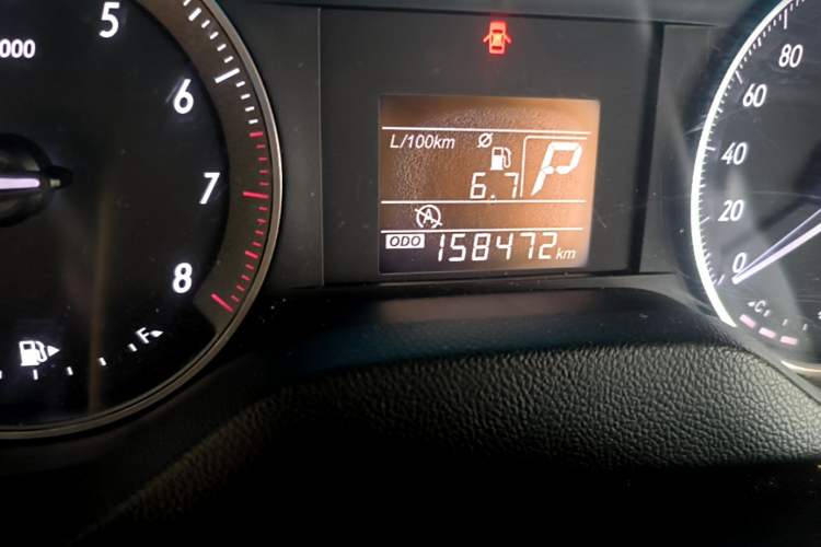 Used Buick GT 2016 15N Automatic Entry-Level Trim Odometer Close Up