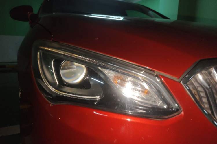 Used Buick GT 2016 15N Automatic Elite Edition Right Front Headlight
