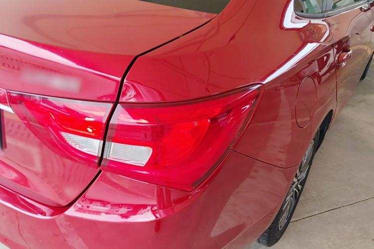 Used Buick GT 2016 18T Dual-Clutch Luxury Model Right Rear Taillight