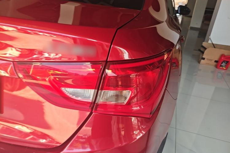 Used Buick GT 2016 15N Automatic Elite Edition Right Rear Taillight