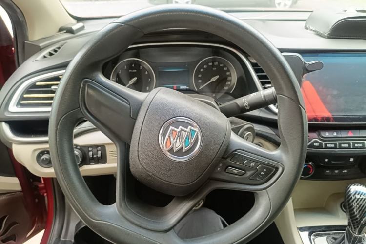 Used Buick GT 2016 15N Automatic Elite Edition Steering Wheel